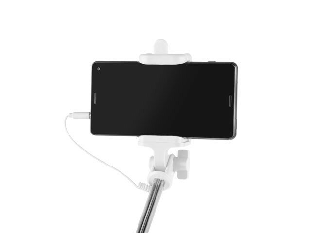 Uchwyt do selfie Natec Monopod SF-20W przewodowy biały z zamontowanym telefonem