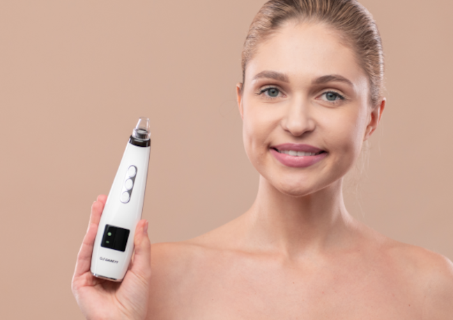 Urządzenie do mikrodermabrazji Garett Beauty Pure Skin widok na wyłączone urządzenie