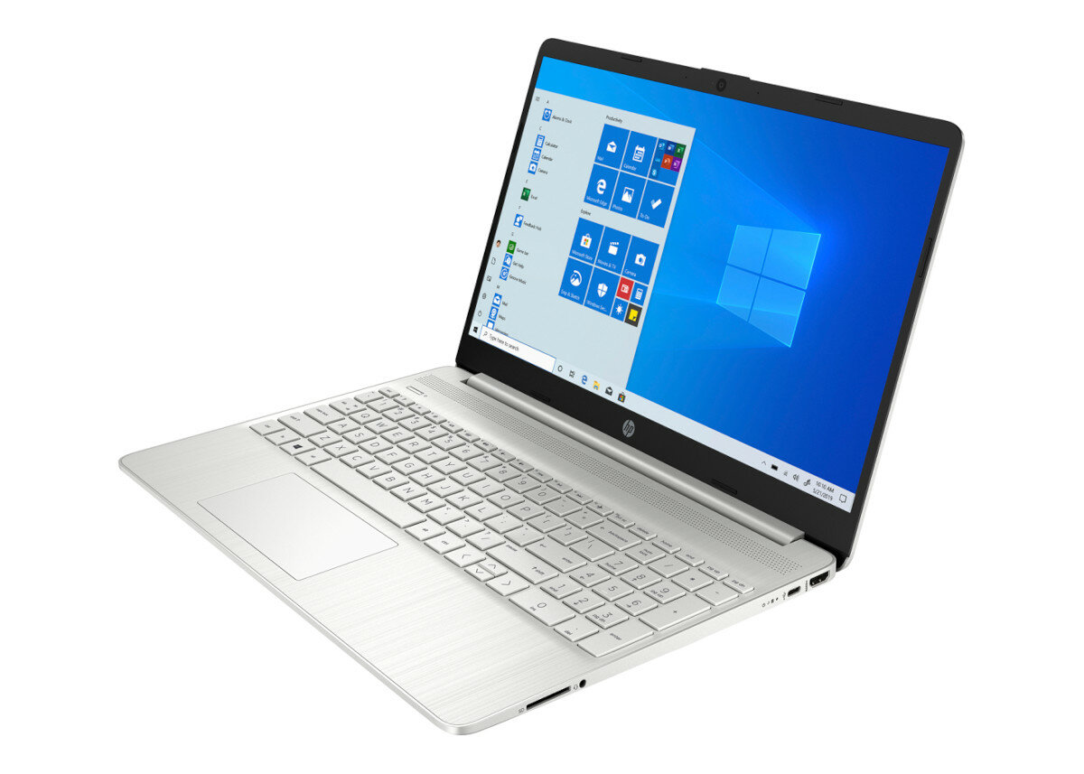 Laptop HP 15S-EQ3224NW po skosie w lewo na białym tle